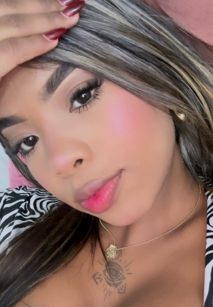 Ari from Colombia